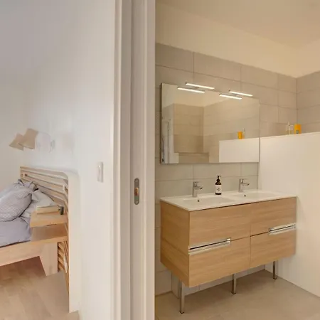 Guestready - Sejour Lumineux Et Elegant A דירה
