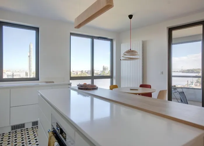 Guestready - Sejour Lumineux Et Elegant A Appartement *